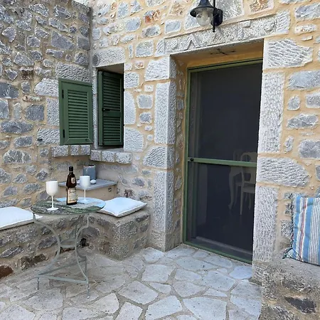 Alypa Pyrgos Λάγια